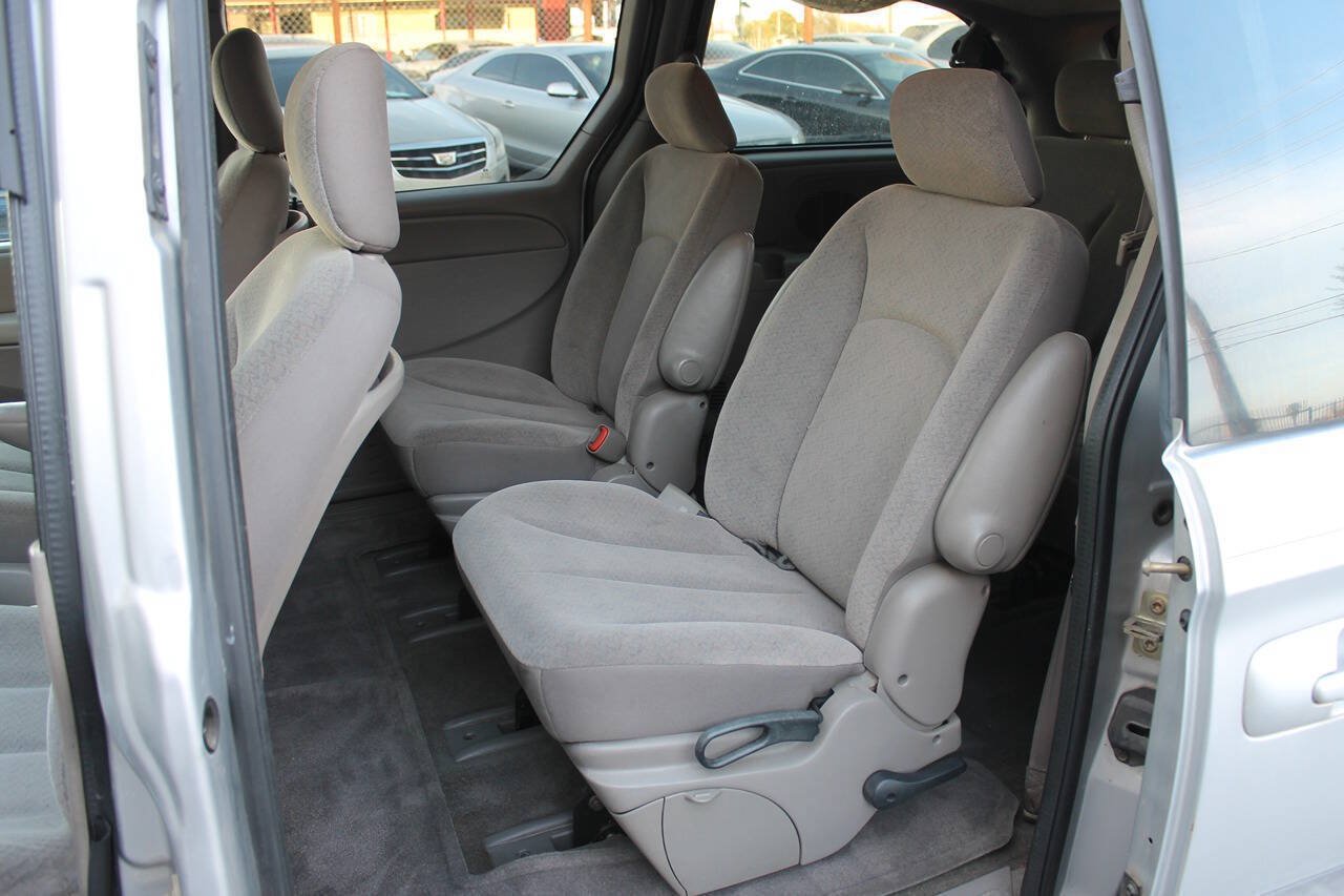 Used 2003 Dodge Grand Caravan Sport FWD image 23