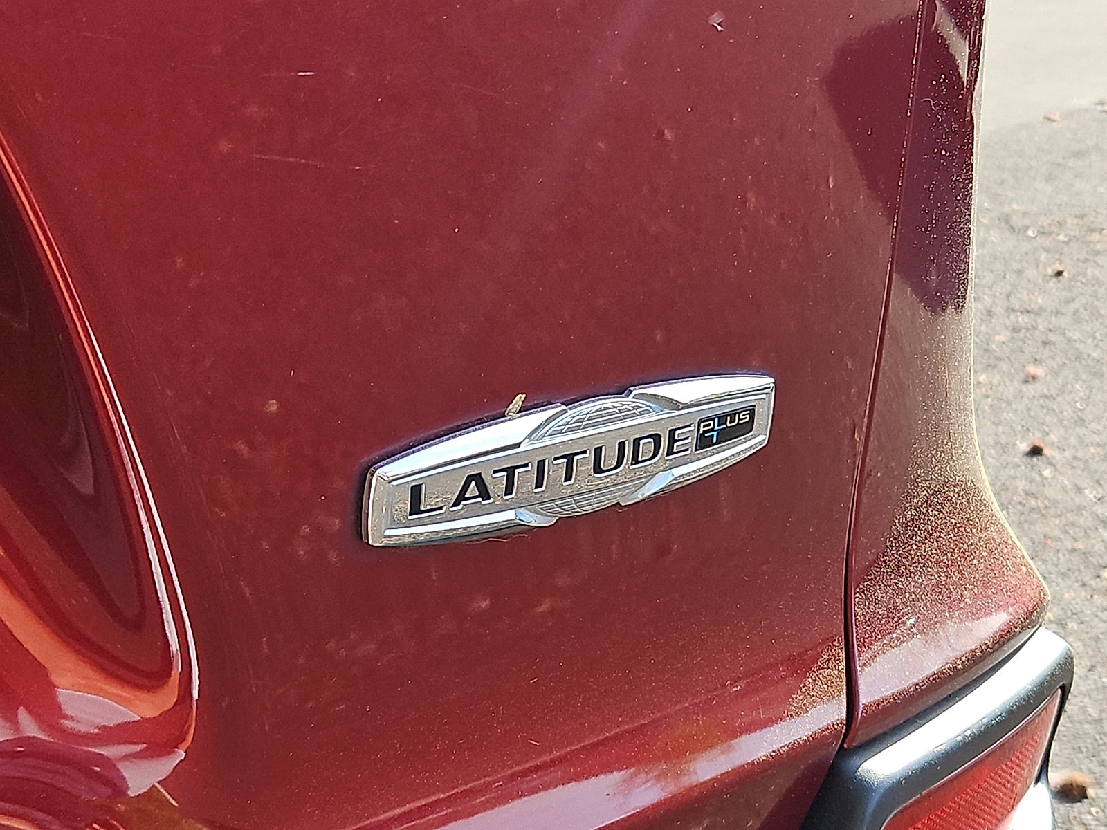 Used 2019 Jeep Cherokee Latitude Plus w/ Cold Weather Group image 30