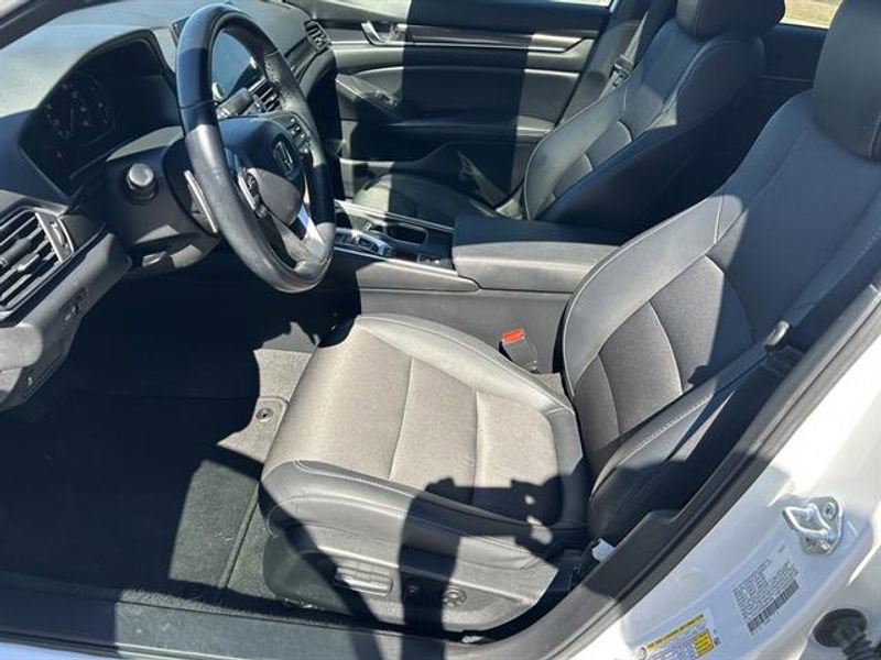 Used 2021 Honda Accord Sport image 11
