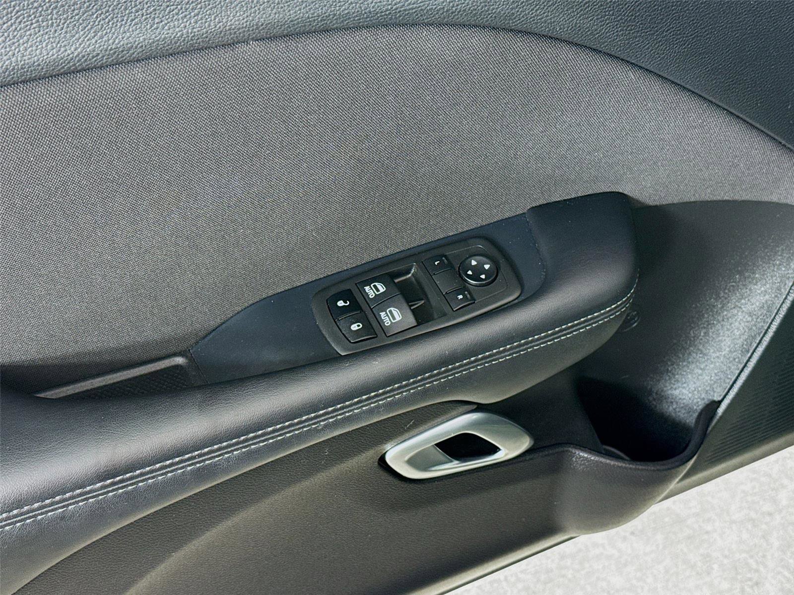 Used 2022 Dodge Challenger R/T Scat Pack w/ T/A Package image 18