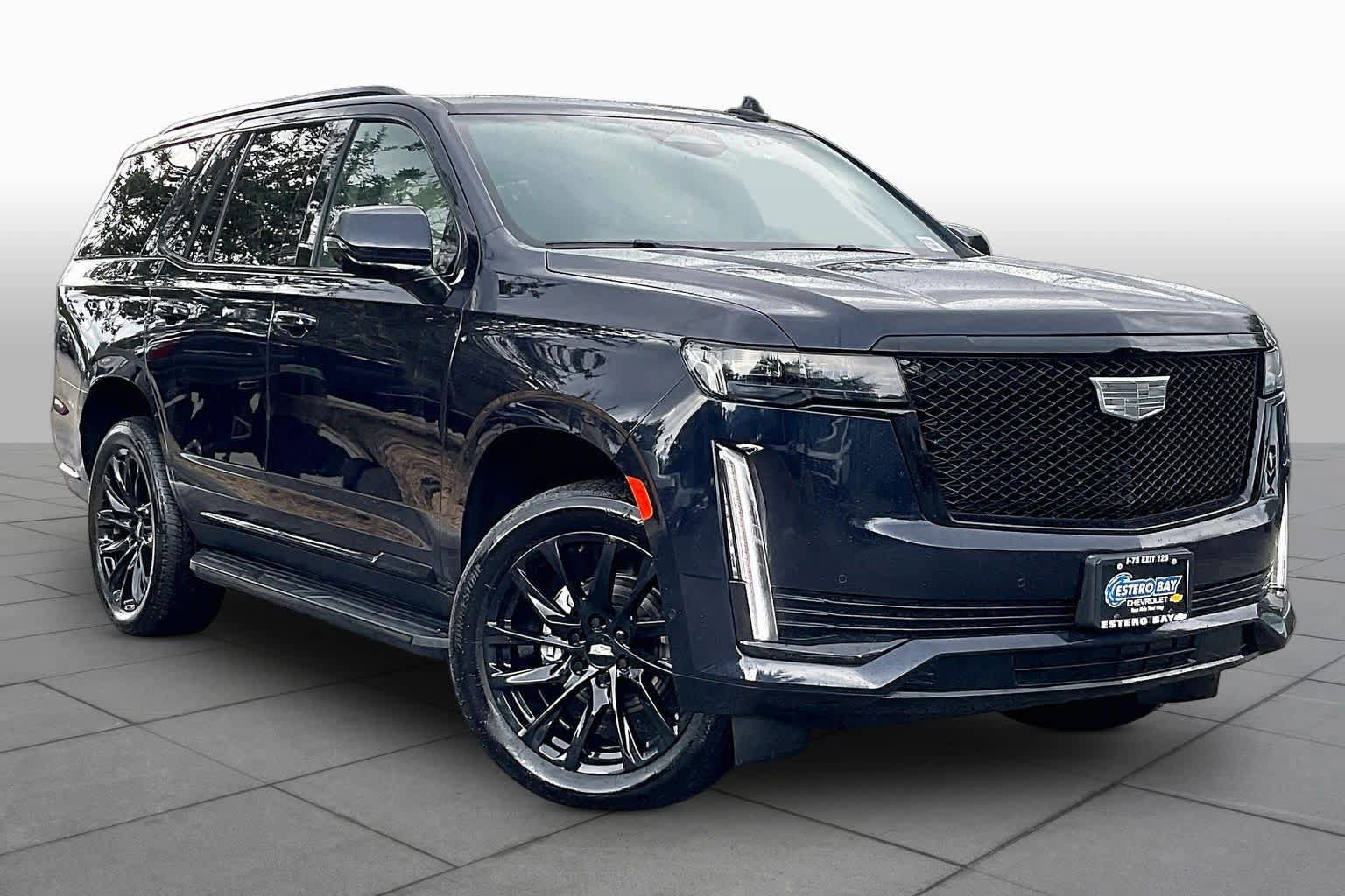 Used 2024 Cadillac Escalade Sport Platinum w/ LPO, ONYX Package AWD/4WD image 5