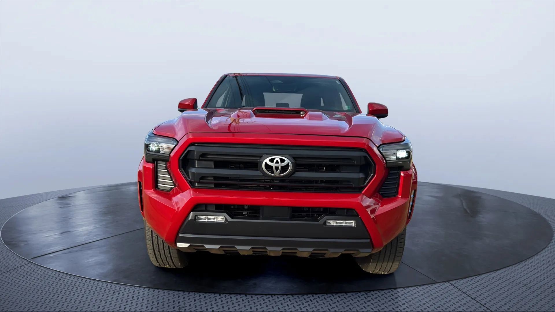 Used 2024 Toyota Tacoma SR5 image 8