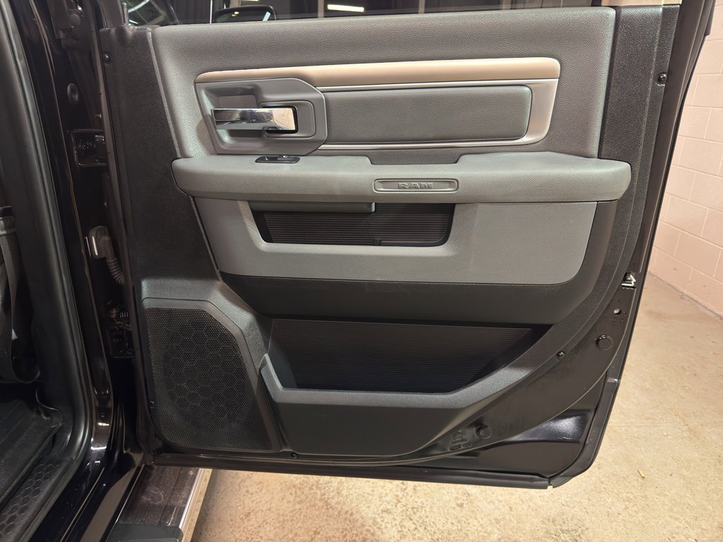 Used 2015 RAM 1500 Big Horn image 25