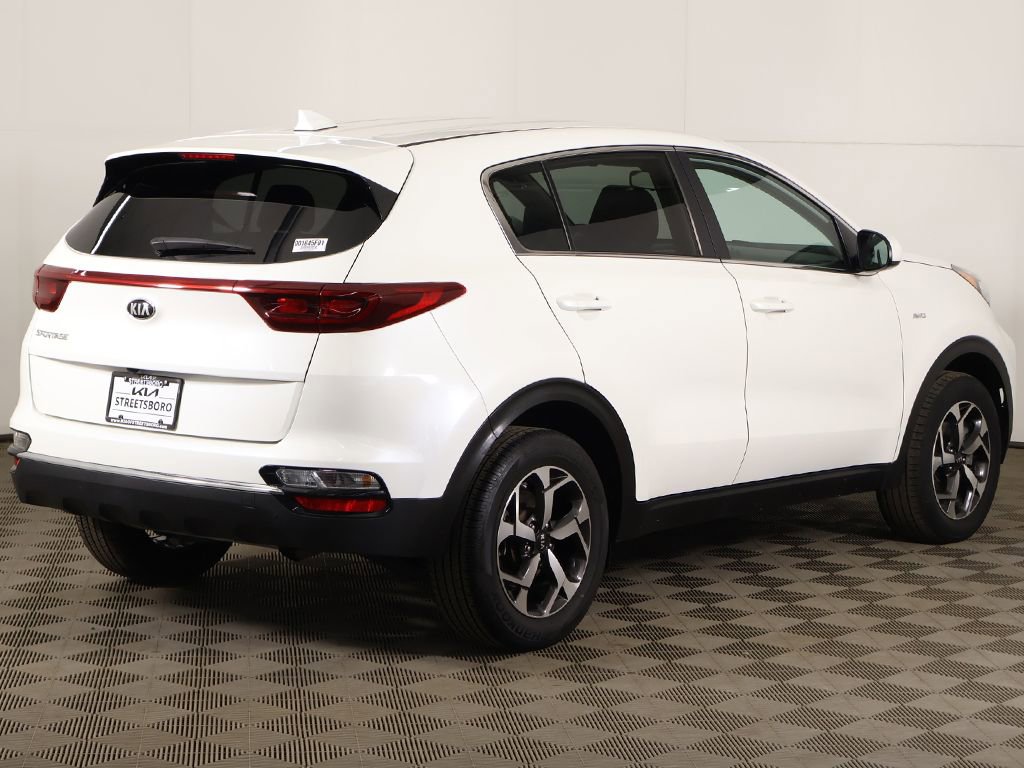 Used 2022 Kia Sportage LX image 7