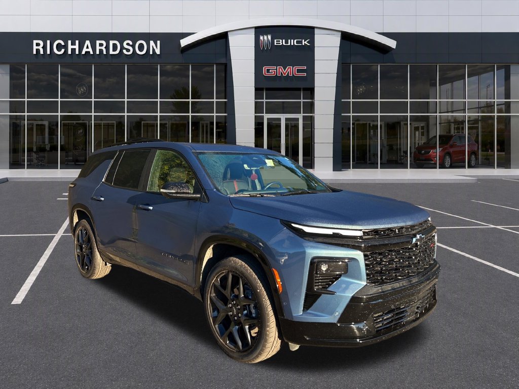 Used 2026 Chevrolet Traverse RS w/ LPO, Floor Liner Package AWD/4WD image 4