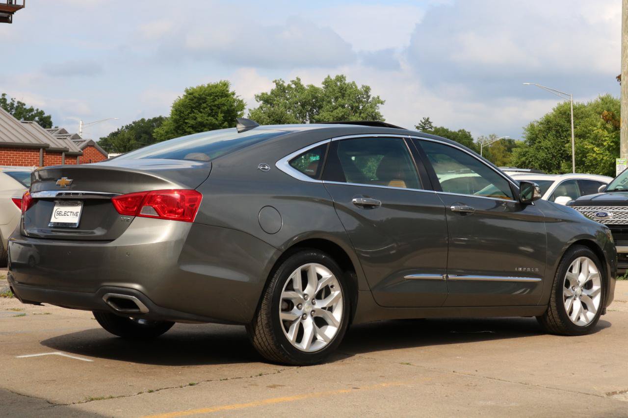 Used 2016 Chevrolet Impala LTZ w/ Enhanced Convenience Package FWD image 12