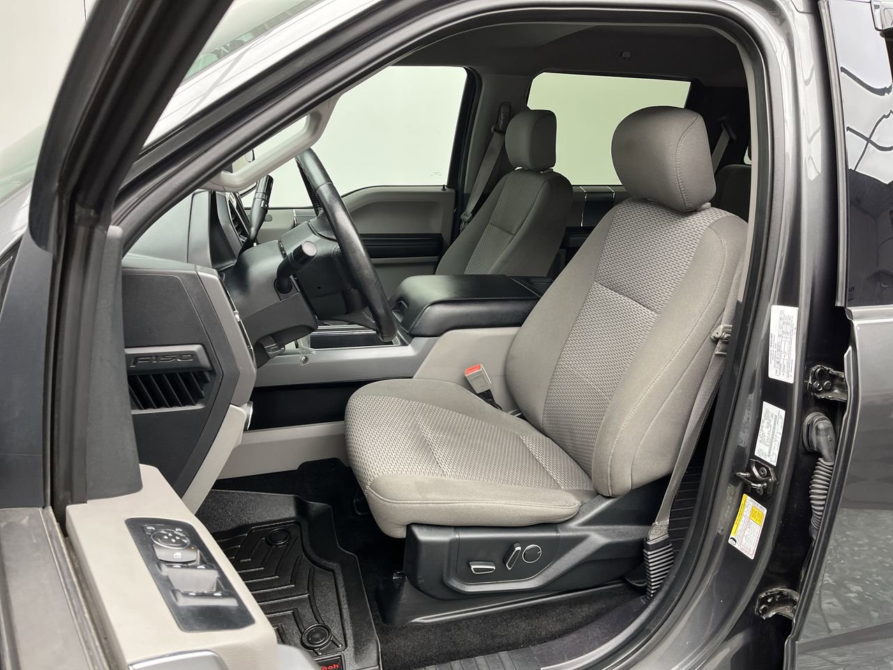 Used 2018 Ford F150 XLT w/ Equipment Group 302A Luxury AWD/4WD image 10