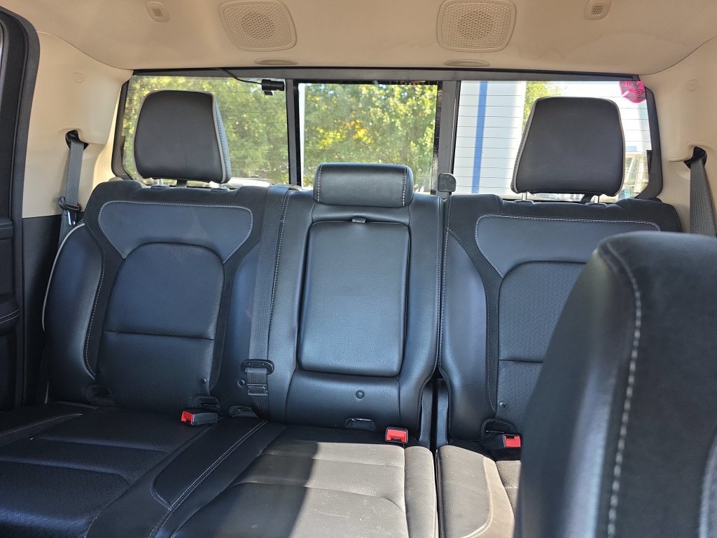 Used 2019 RAM 1500 Laramie AWD/4WD image 40