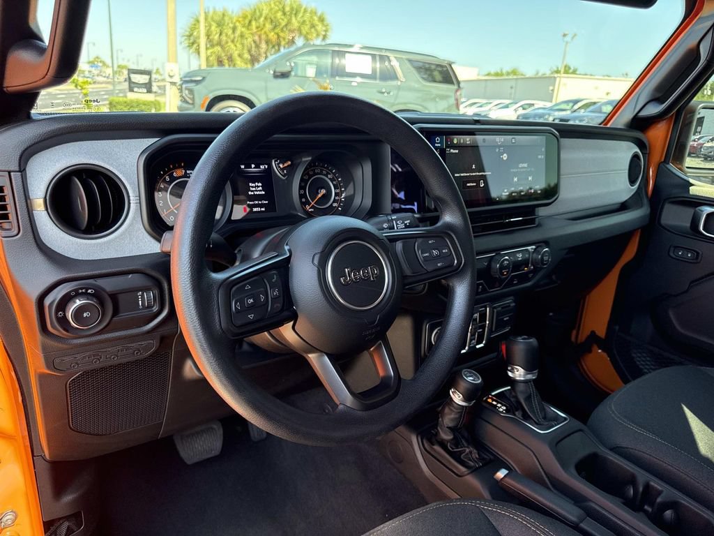 Certified 2025 Jeep Wrangler Unlimited Sport AWD/4WD image 34