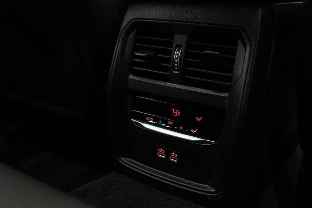 Used 2025 BMW 430i xDrive w/ M Sport Package image 34