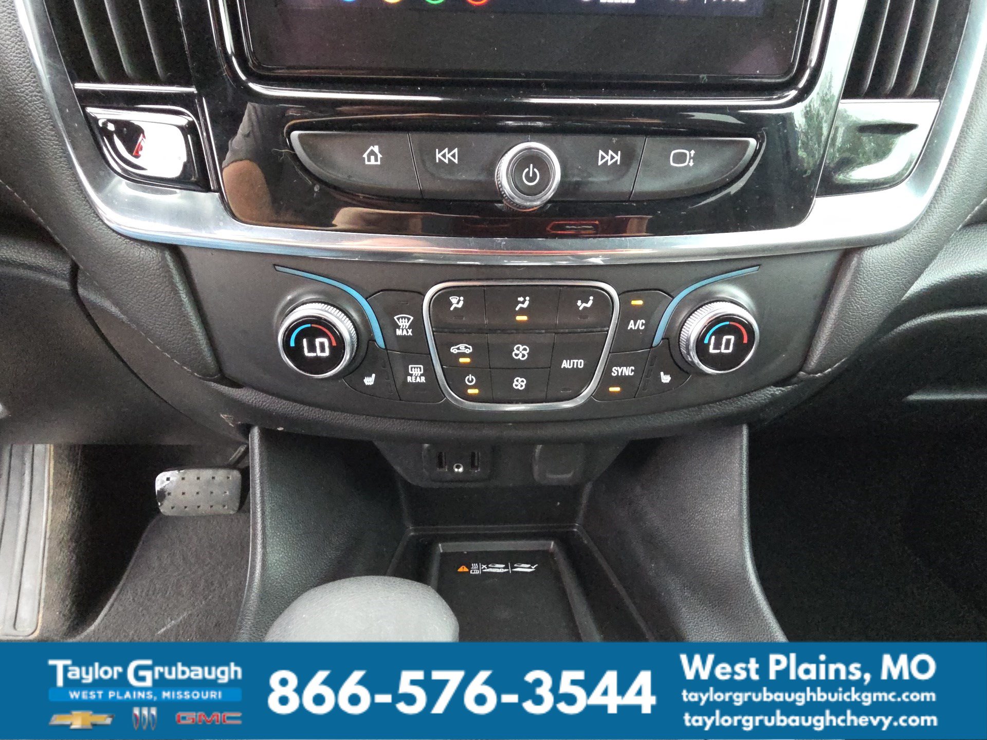 Certified 2023 Chevrolet Traverse LT AWD/4WD image 23