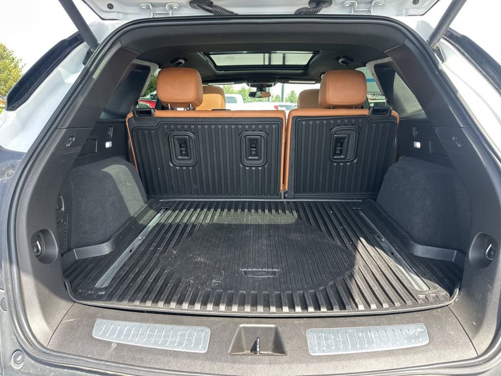 Used 2021 Cadillac XT5 Premium Luxury AWD/4WD image 14