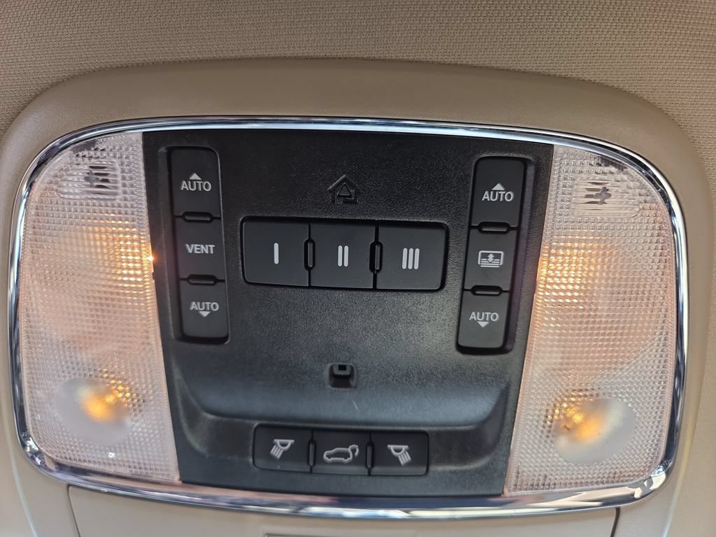 Certified 2021 Jeep Grand Cherokee Overland AWD/4WD image 35