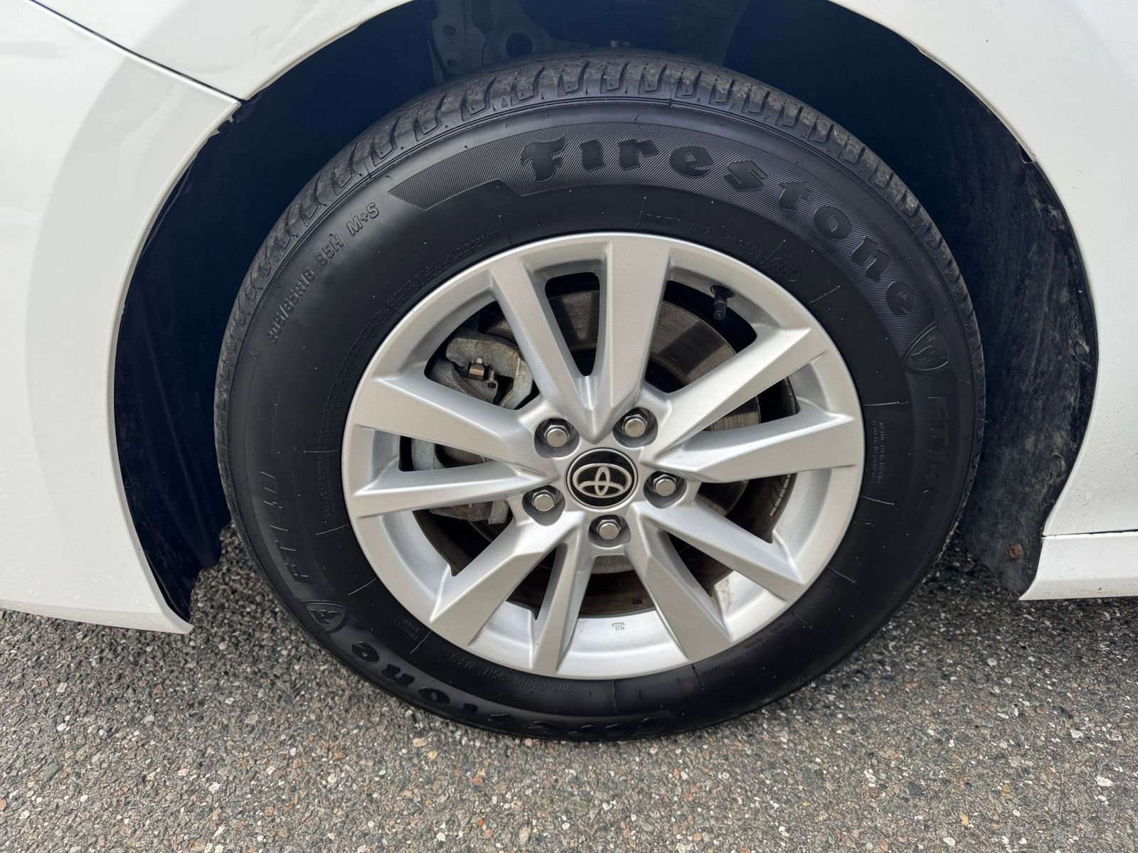 Used 2025 Toyota Camry LE FWD image 20