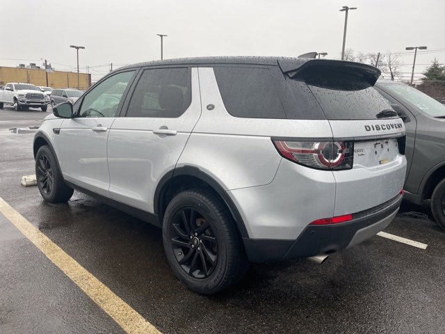 Used 2019 Land Rover Discovery Sport image 4