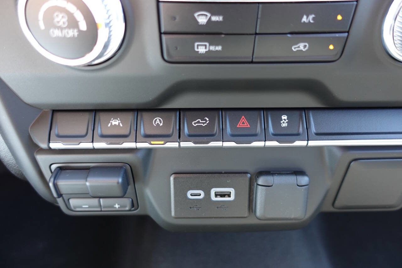 Used 2024 GMC Sierra 1500 Pro w/ Graphite Edition AWD/4WD image 43