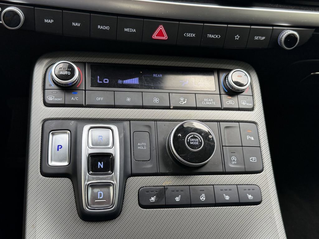 Used 2024 Hyundai Palisade SEL w/ Premium Package FWD image 24