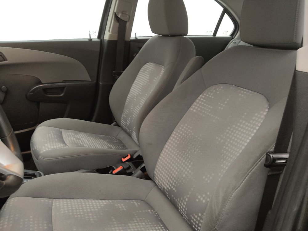 Used 2018 Chevrolet Sonic LS FWD image 17
