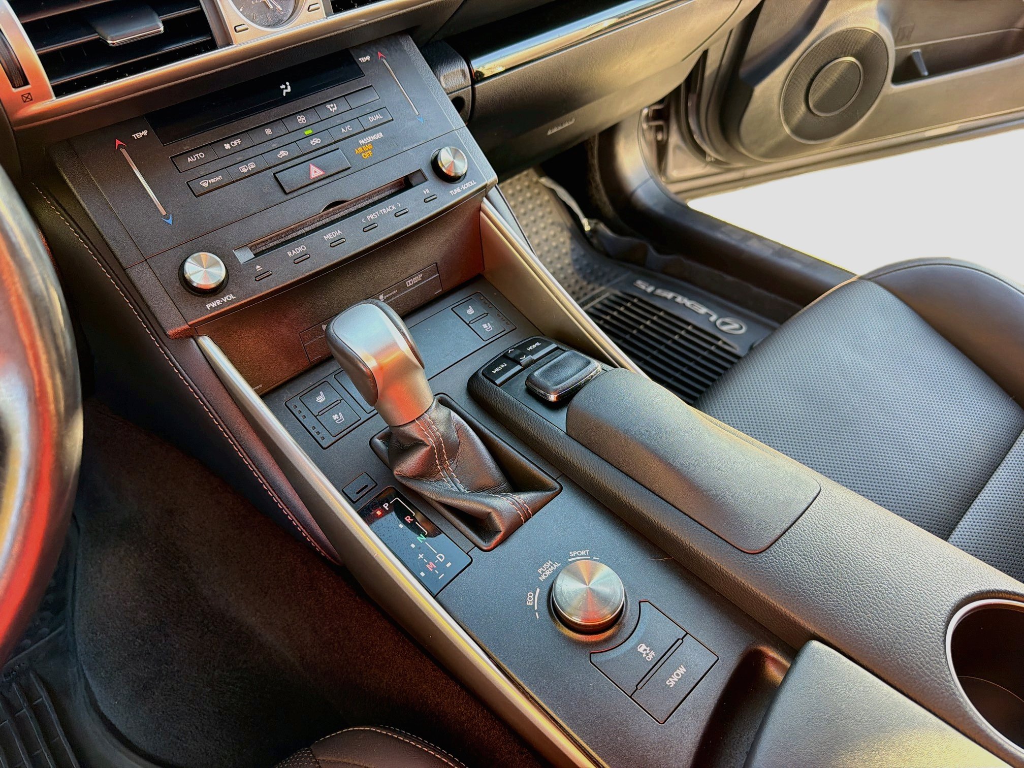 Used 2015 Lexus IS 250 AWD w/ Navigation System Package image 16