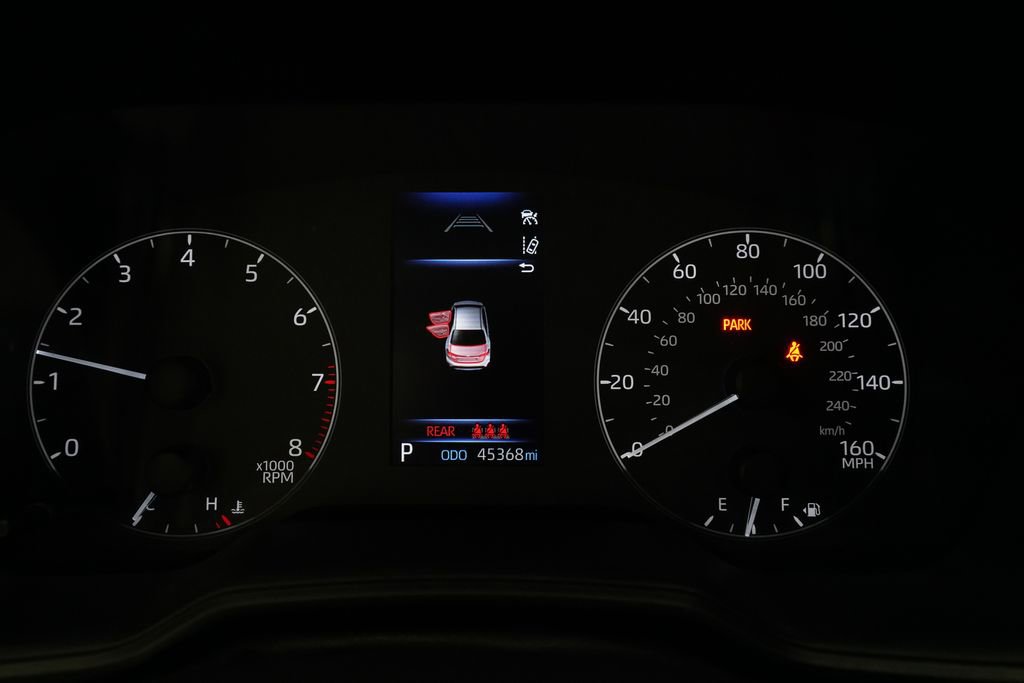 Used 2025 Toyota Corolla LE FWD image 2