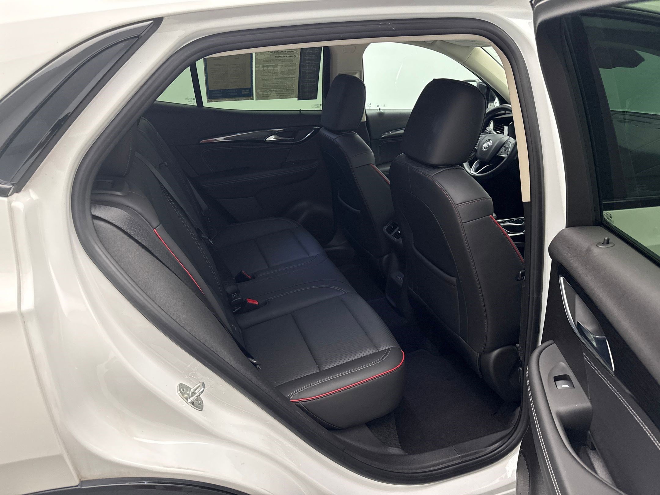 Certified 2022 Buick Envision Essence w/ Sport Touring Package image 26