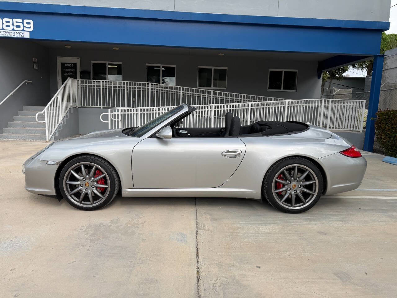 Used 2009 Porsche 911 Carrera S image 2