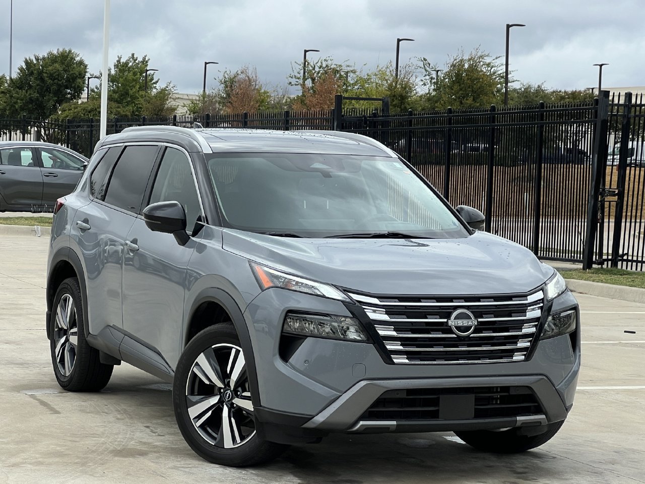 Used 2024 Nissan Rogue SL w/ SL Premium Package