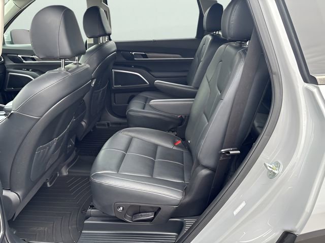 Used 2022 Kia Telluride EX w/ EX Premium Package image 17