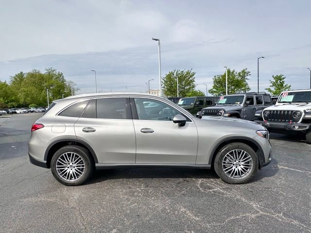 Used 2024 Mercedes-Benz GLC 300 4MATIC image 14