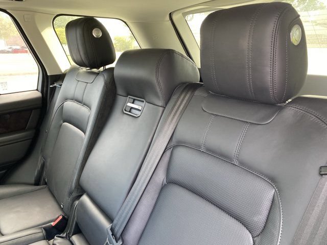 Used 2020 Land Rover Range Rover HSE AWD/4WD image 17