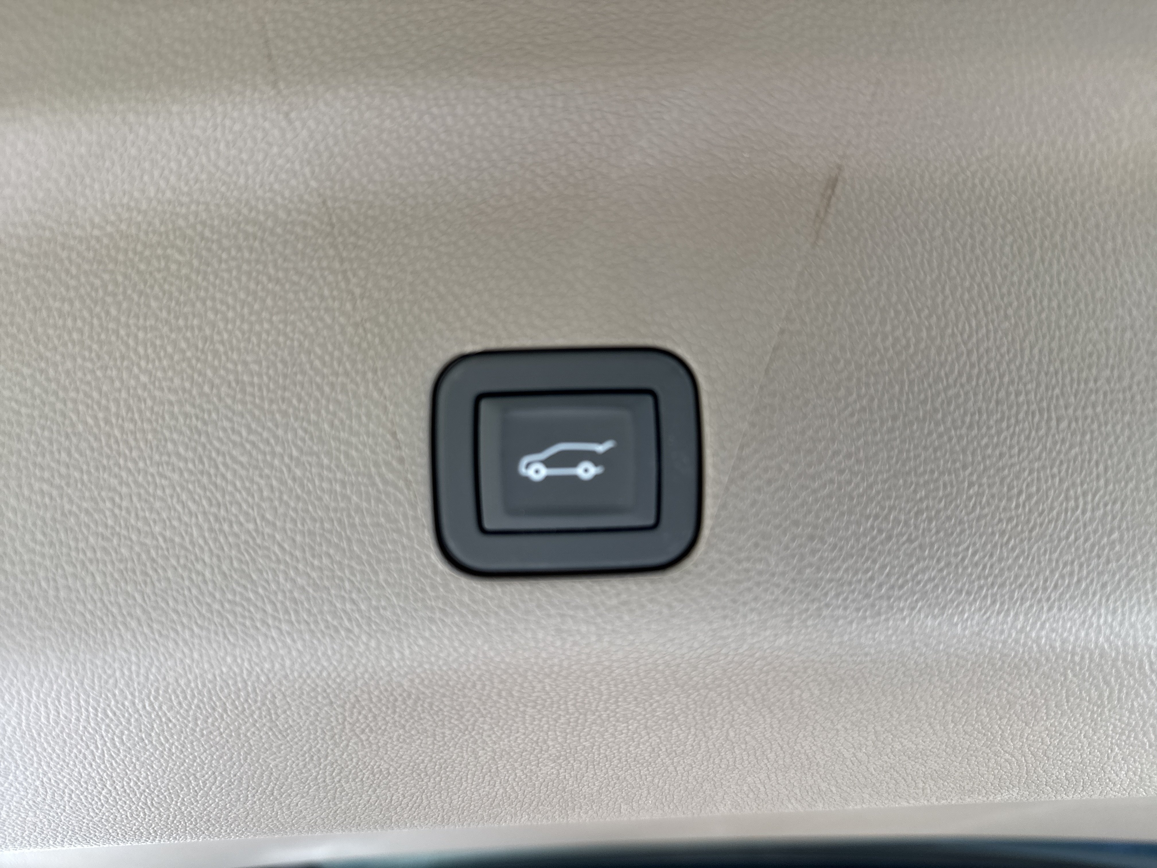 New 2026 GMC Yukon Denali w/ Sun & Power Step Package AWD/4WD image 38