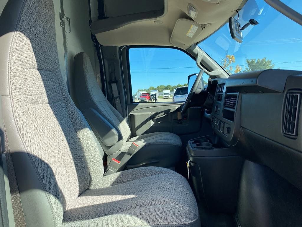 New 2025 Chevrolet Express 3500 w/ Power Convenience Package image 12