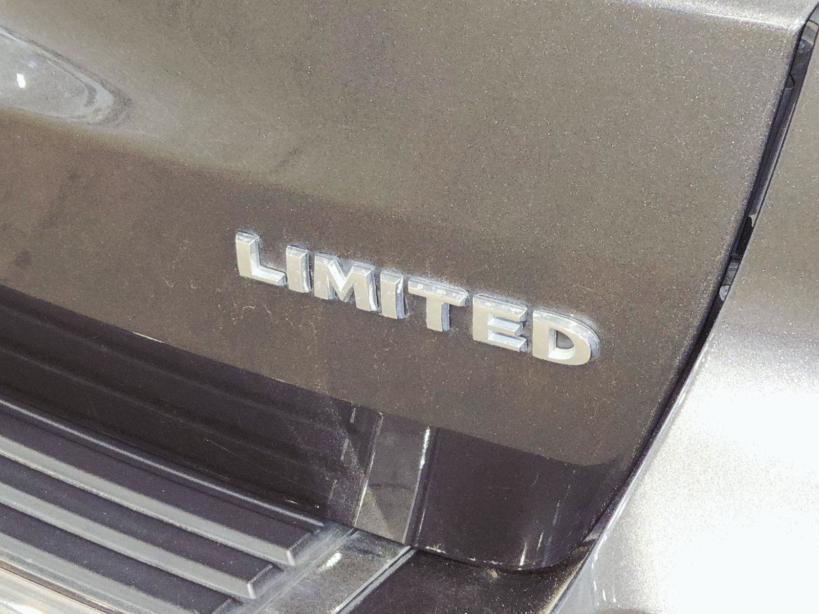 Used 2018 Jeep Grand Cherokee Limited AWD/4WD image 62