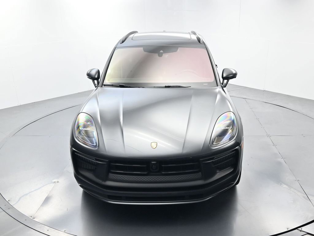 Certified 2025 Porsche Macan GTS image 48
