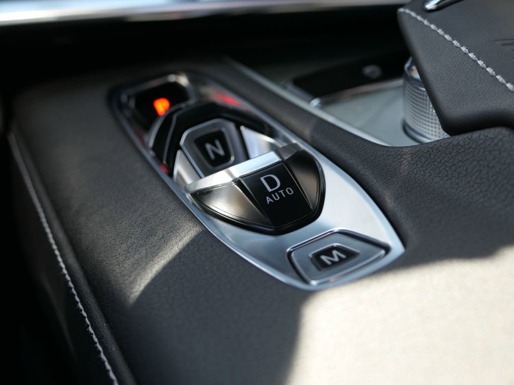 Used 2025 Chevrolet Corvette Stingray Coupe w/ 1LT image 20