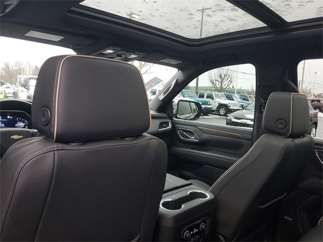 Certified 2023 Chevrolet Suburban Premier image 11