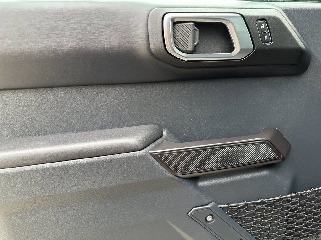 Certified 2025 Ford Bronco Badlands image 10