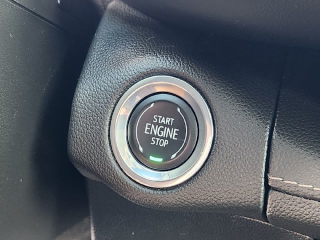Used 2023 Buick Envision Essence w/ Sport Touring Package FWD image 20