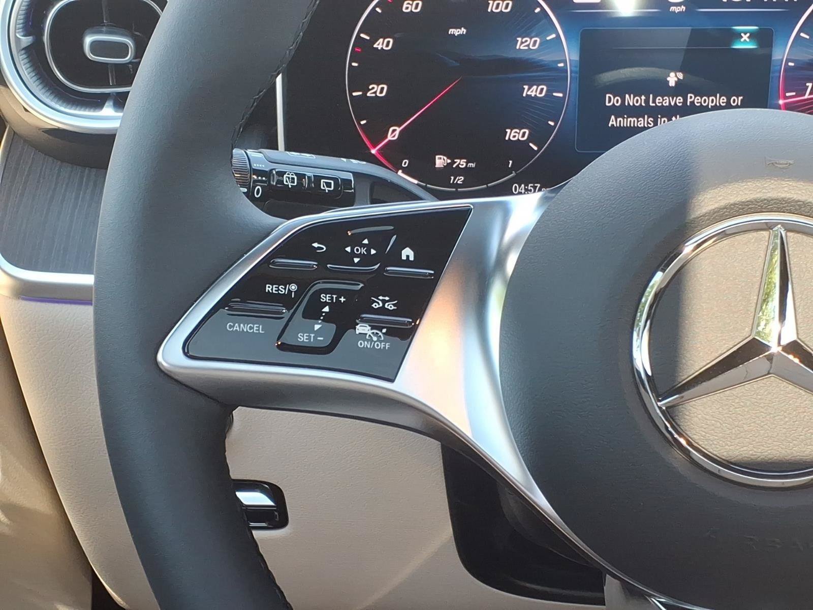 New 2026 Mercedes-Benz GLC 300 4MATIC image 14