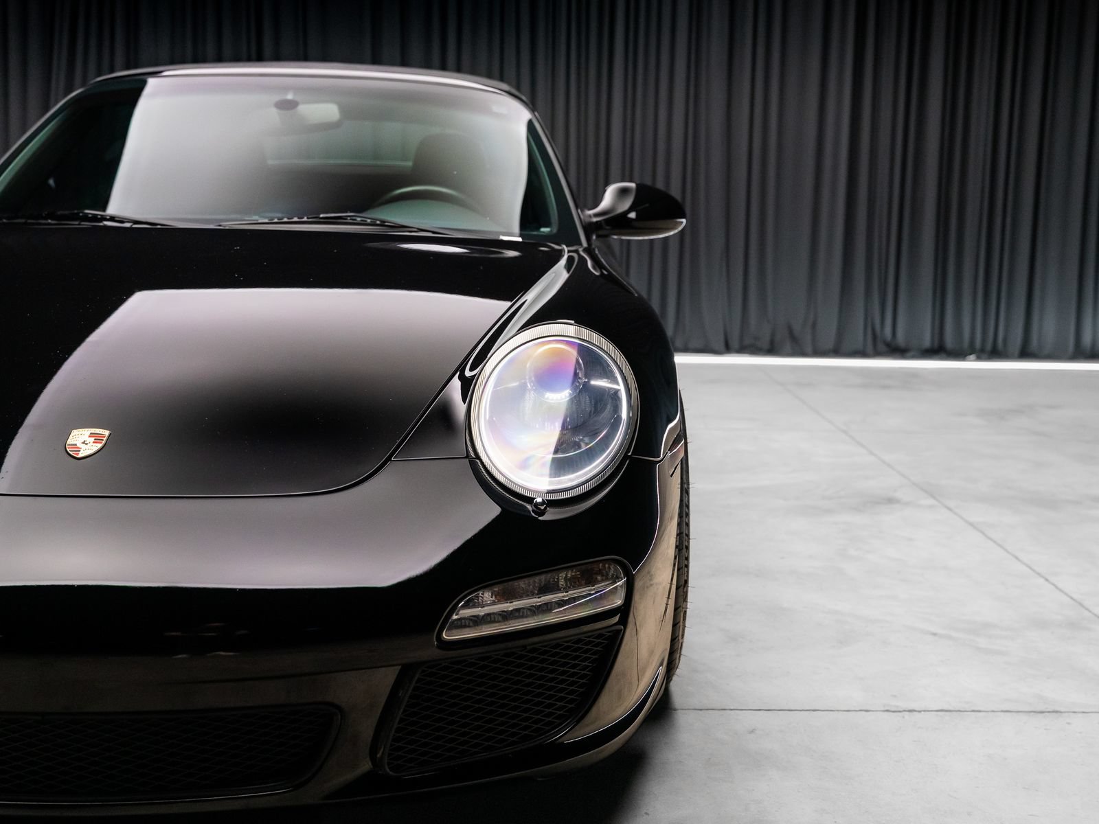 Used 2009 Porsche 911 Cabriolet image 23