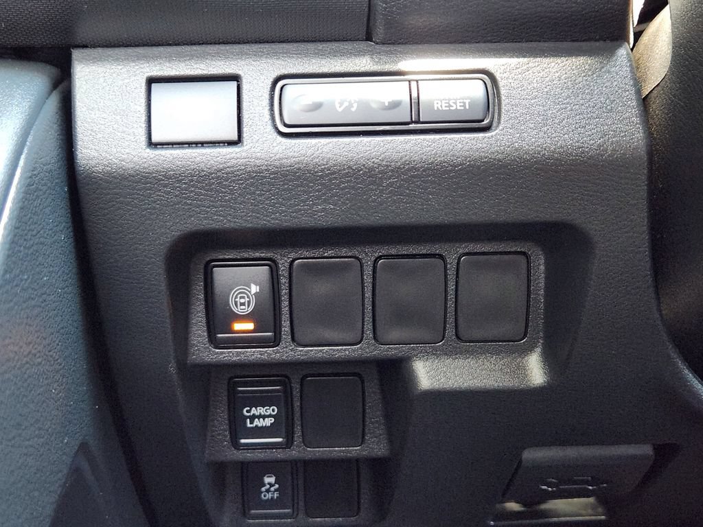 Used 2022 Nissan Frontier S w/ Technology Package RWD image 12