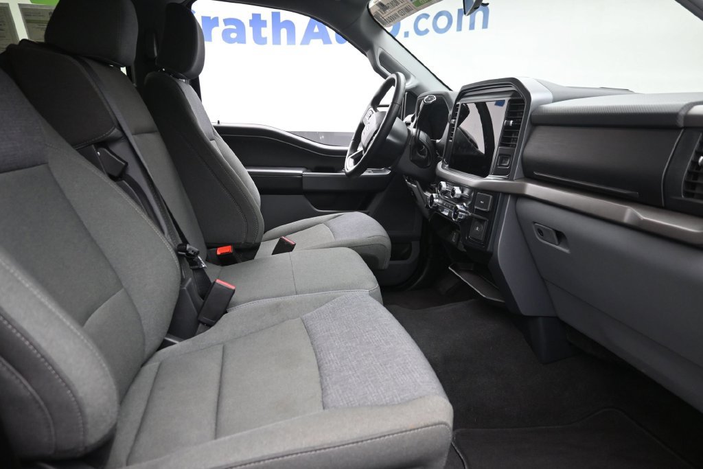 Used 2025 Ford F150 XLT w/ Equipment Group 301A Standard AWD/4WD image 9