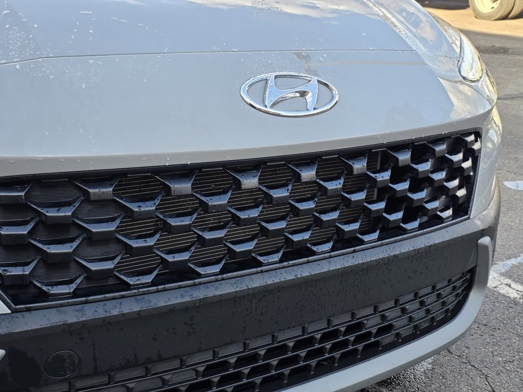 Used 2023 Hyundai Kona SEL w/ Convenience Package image 9