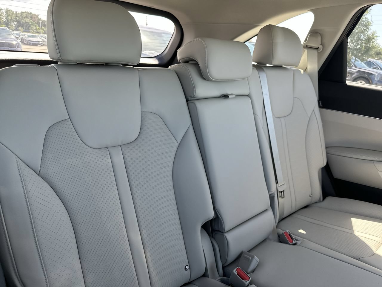 New 2026 Kia Sorento S w/ S Panoramic Sunroof Package FWD image 22