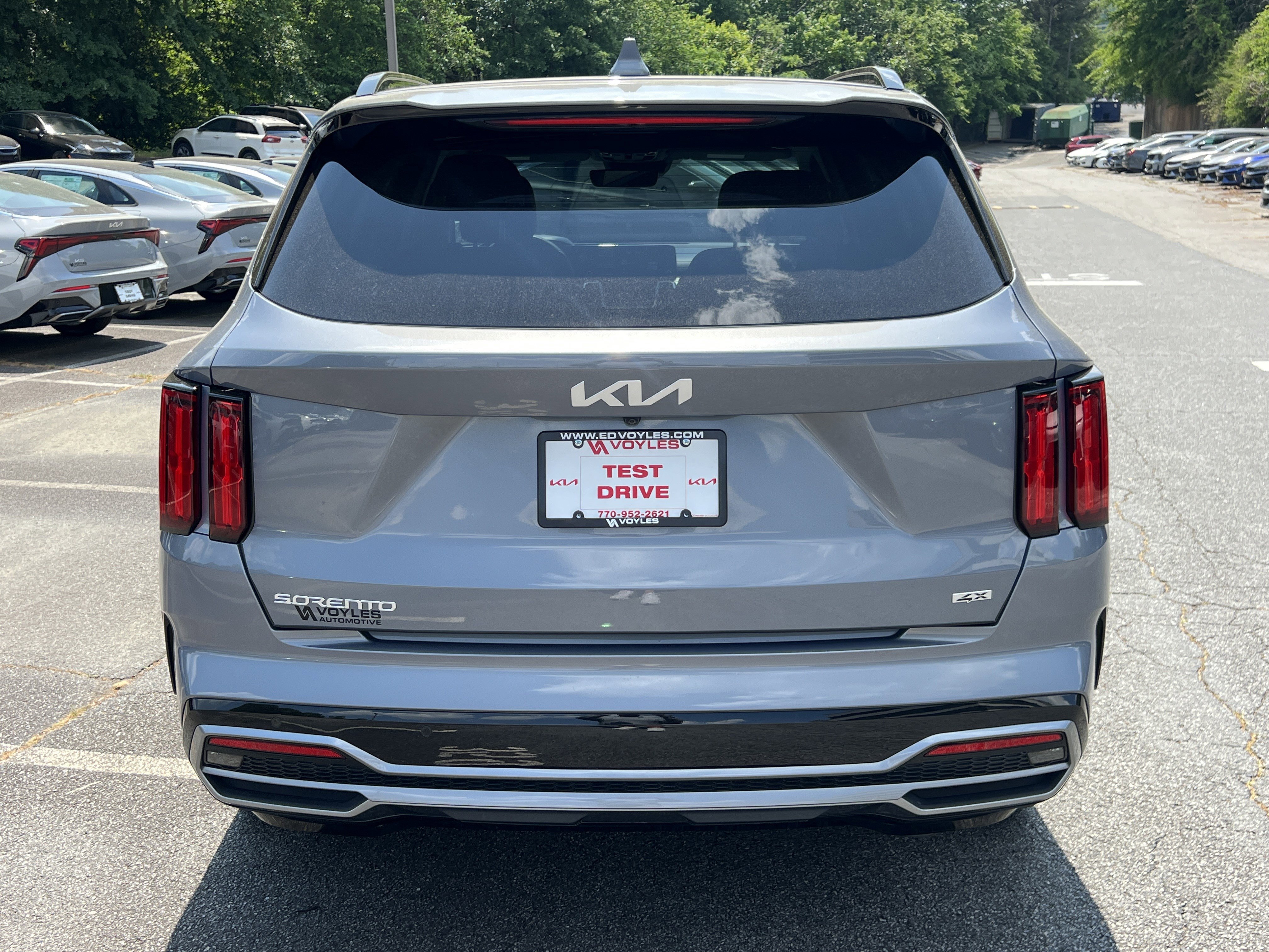 Used 2023 Kia Sorento SX AWD/4WD image 6