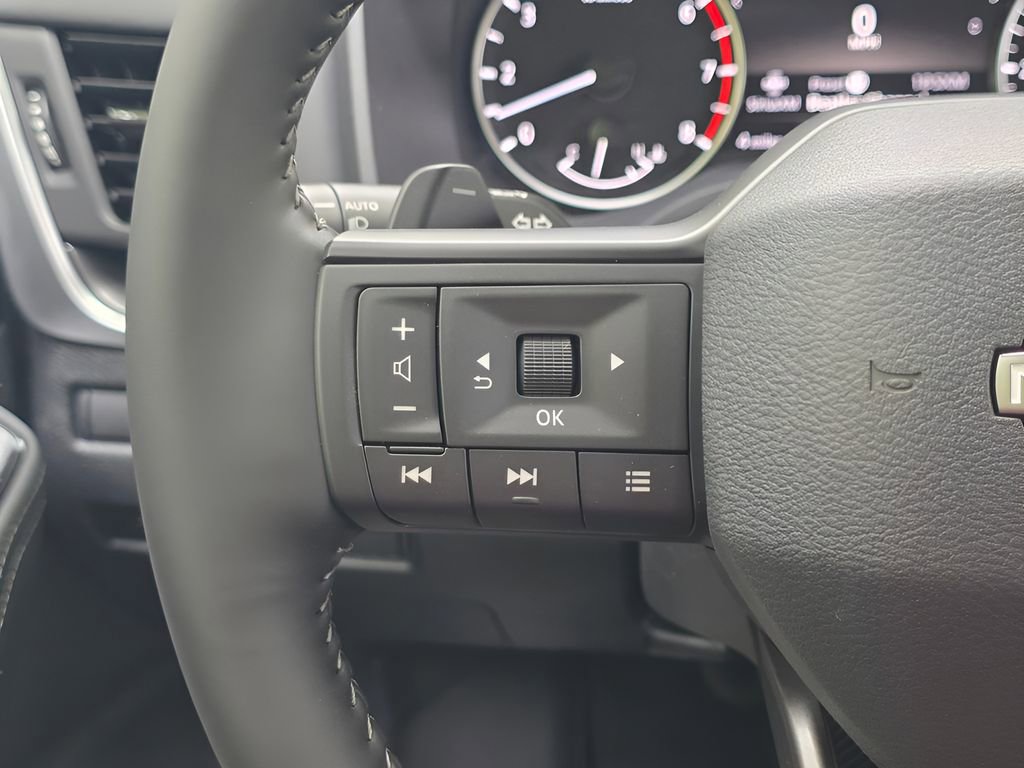 New 2026 Nissan Rogue SV AWD/4WD image 19