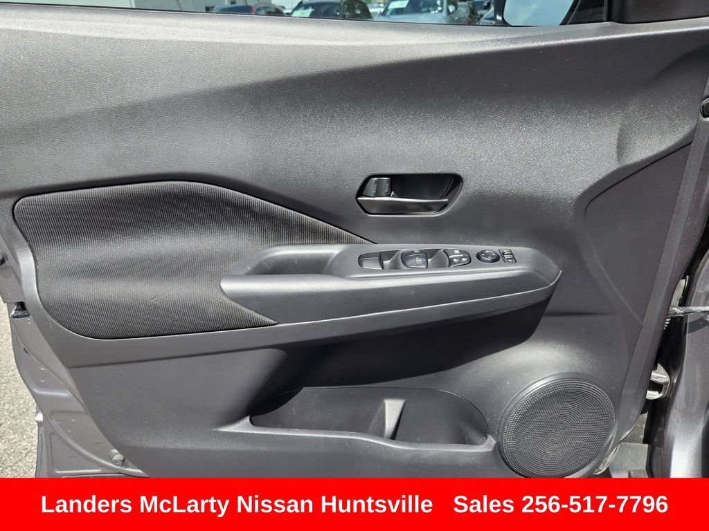 Used 2023 Nissan Kicks S FWD image 20