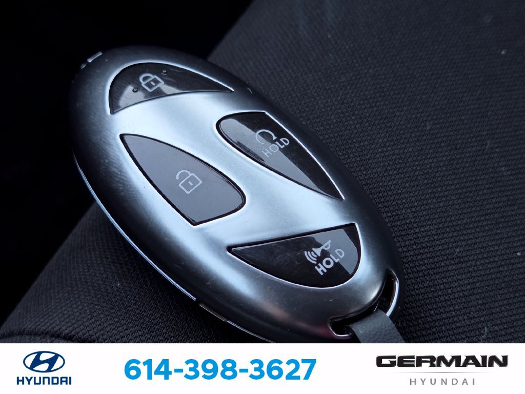 Used 2024 Hyundai Elantra SEL FWD image 34