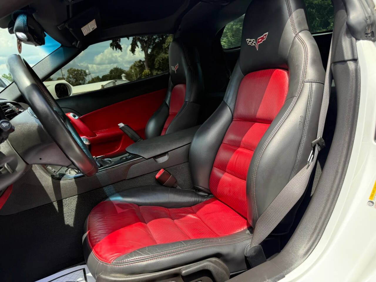 Used 2010 Chevrolet Corvette Coupe w/ Preferred Equipment Group RWD image 15
