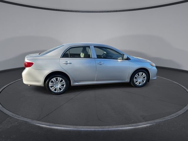 Used 2010 Toyota Corolla LE image 17
